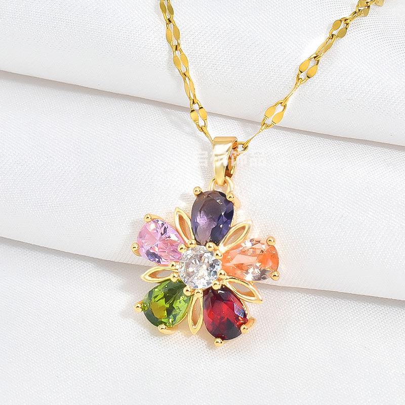 Five-Petaled Flower Necklace Retro Ethnic Style Versatile Women'S Collarbone Chain Inlaid With Colorful Zircon Exquisite Pendant
