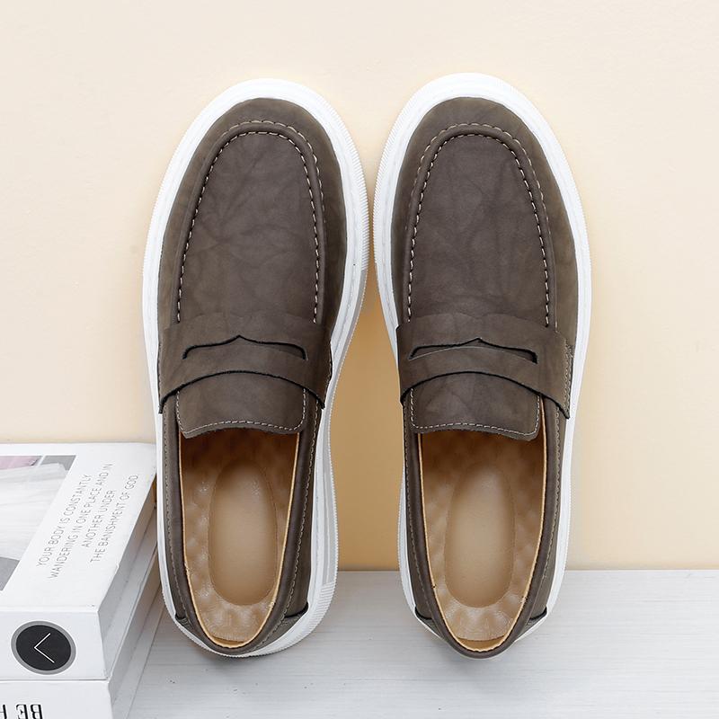 Fashion 2025 Fashion Leather Men Party and Wedding Casual Loafers Italian Style Men's Dress Shoes Daily Comfortable Breathable Men Shoes