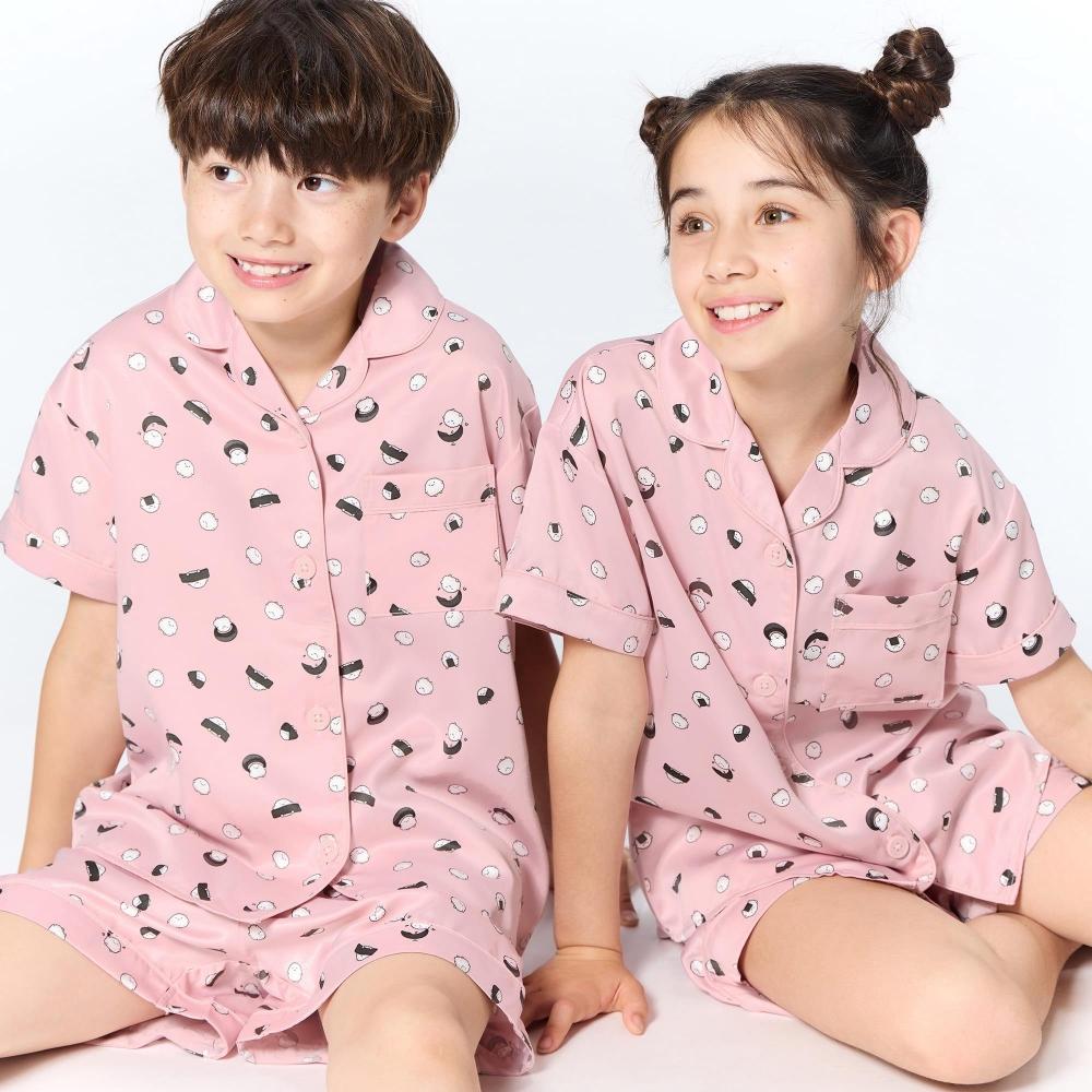 

GU by Uniqlo KIDS унисекс атласная пижама шорты с коротким рукавом NANDEMOIKIMONO