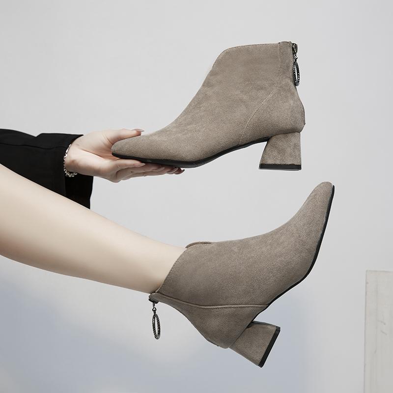 

Мода 2024 Женские ботильоны Осень Острый носок Молния Массивный средний каблук Короткие ботинки Модные женские повседневные туфли Botas De Mujer 35 серый