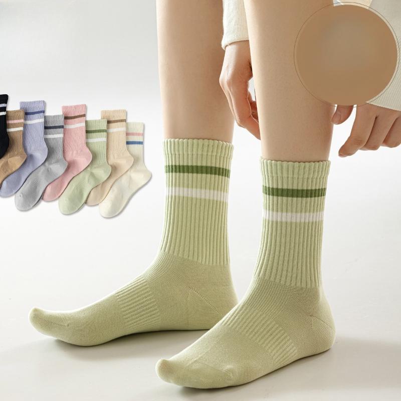 Trendy Women's Socks Soft Comfortable Middle Tube Socks