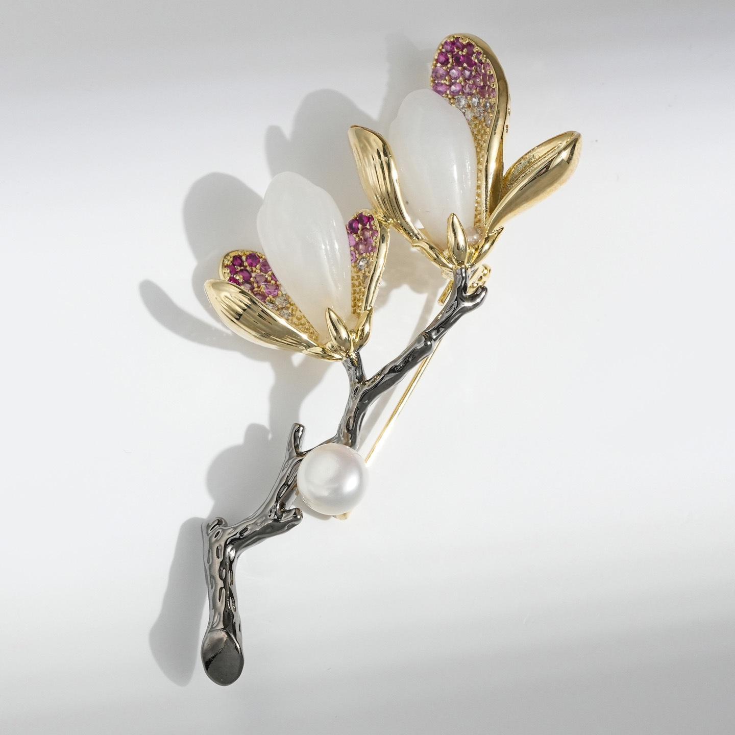 Bo Xin Yun High-End Magnolia Jade  Freshwater Pearl Brooch for Women - Elegant Corsage Pin