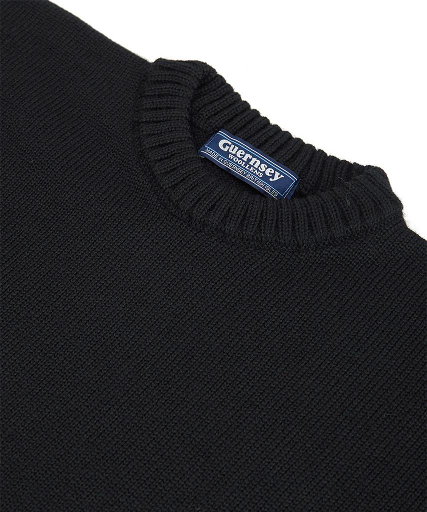 Geonjiulleunseu Crewneck Whole Garment Sweater - Black