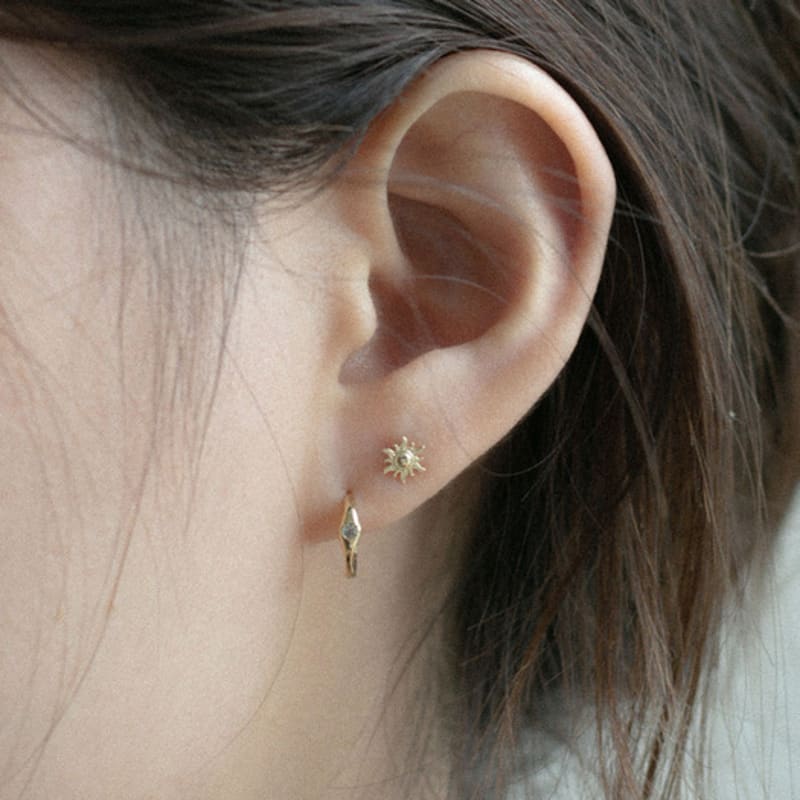 Youngglow 14k Solar Piercing Earrings