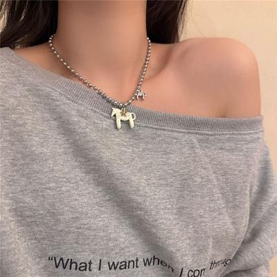 Funny Silver Plated Horse Pendant Necklace White Alloy Choker Necklace Black Hot Pink Beads Neck Chain for Women