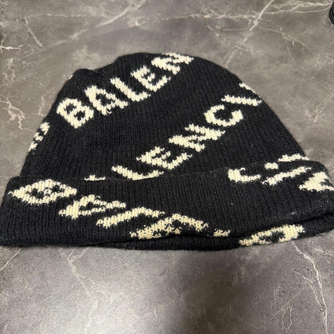 Used BALENCIAGA logo knit hat