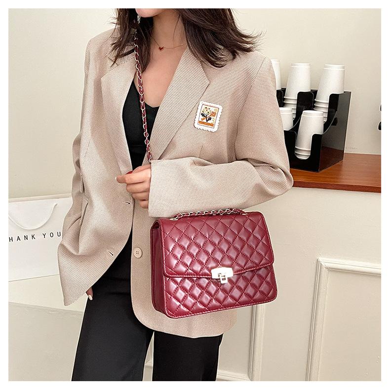 Bolso cruzado cuadrado con hebilla de bloqueo Lingge de color sólido para mujer, bolso de hombro inclinado de PU para ocio, correa de cadena, gran capacidad