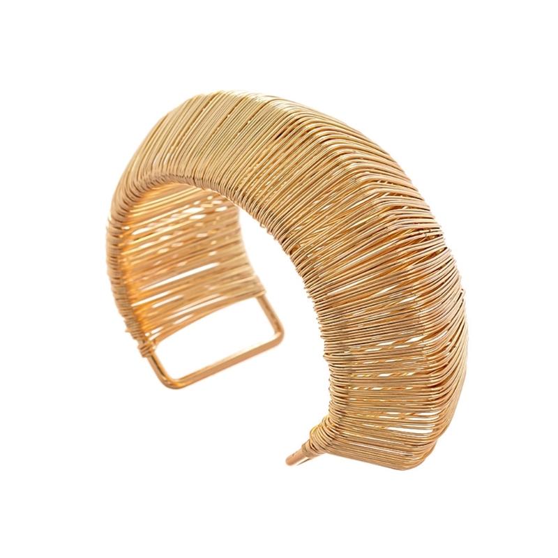 

Modern Geometric Metal Square Cuff Bracelet Open Bangle Adjustable Wrist Jewelry Accessory With Artful Weave Design золотий
