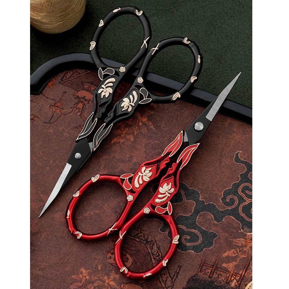 Stainless Steel Tailor Scissors Sharp Blades Rust-resistant Small Hand Scissors Comfortable Grip Vintage Design Thread Trimmer