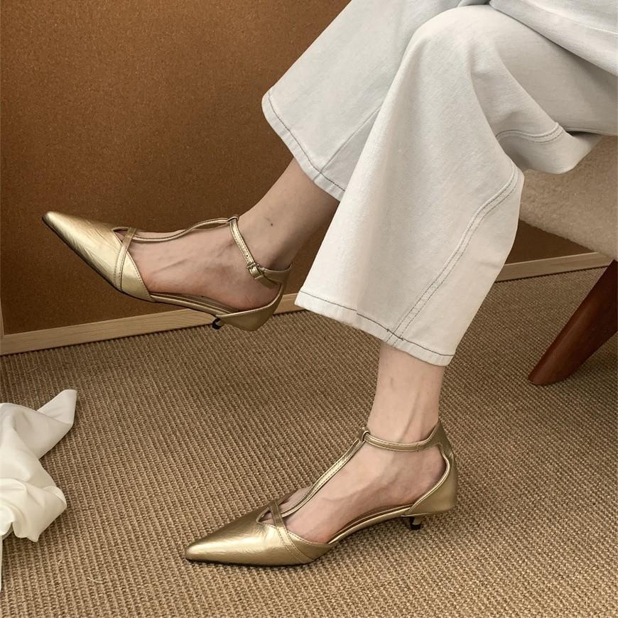 2025 New Celebrity Temperament Versatile Commuter Work Shoes French Premium Golden Hollow Single Shoes Women's Shoes