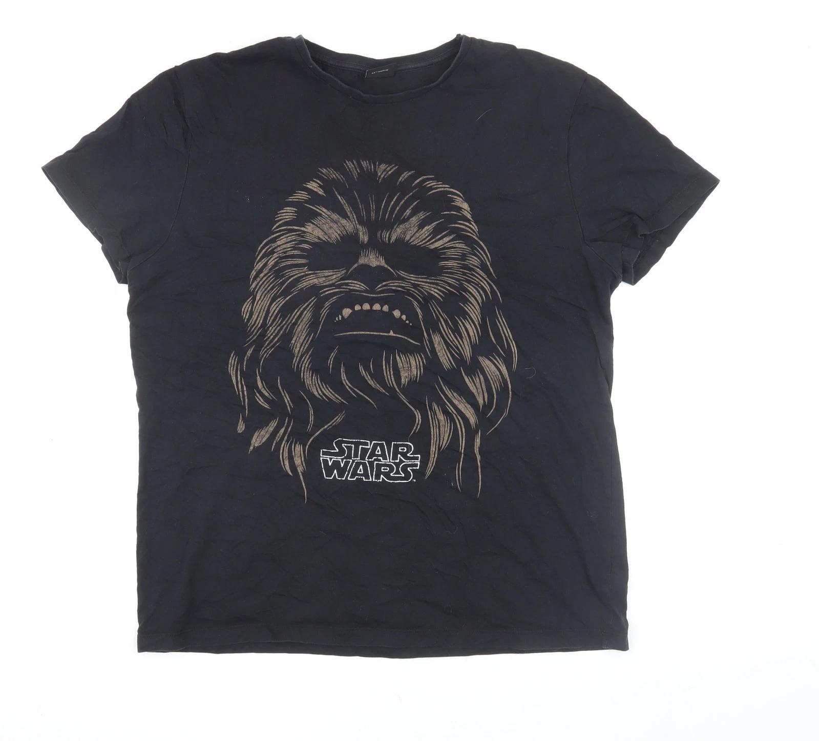 Star Wars Men s Black Chewbacca Graphic T-Shirt - L S
