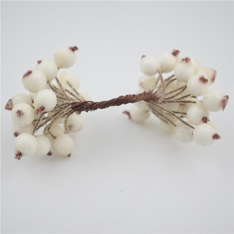 

Mini Christmas Foam Frosted Fruit Artificial Holly Berry Flower Home Decor Xmas білий