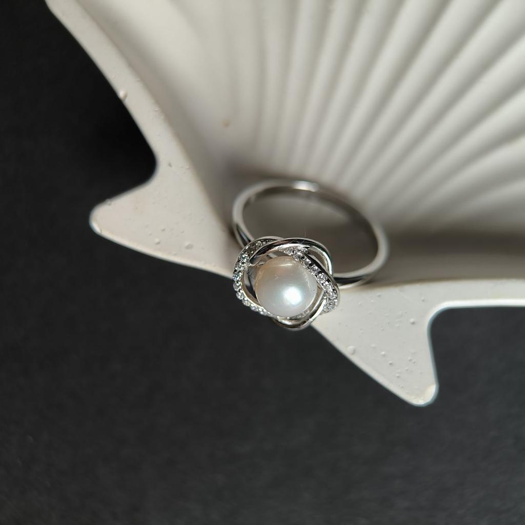 Silver Ring with Natural Pearl, Item Weight 3.06 G (2186786)