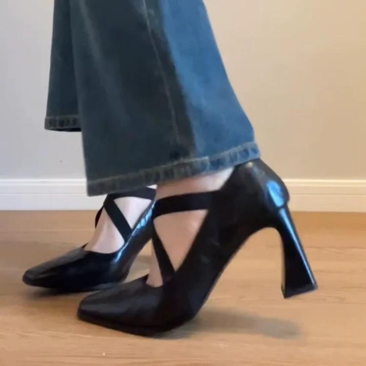 Crossed Elastic Band Retro Thick Heel Mary Jane Shoes Women's One-pedal High-heeled Single Shoes Pointed Ballet Shoes