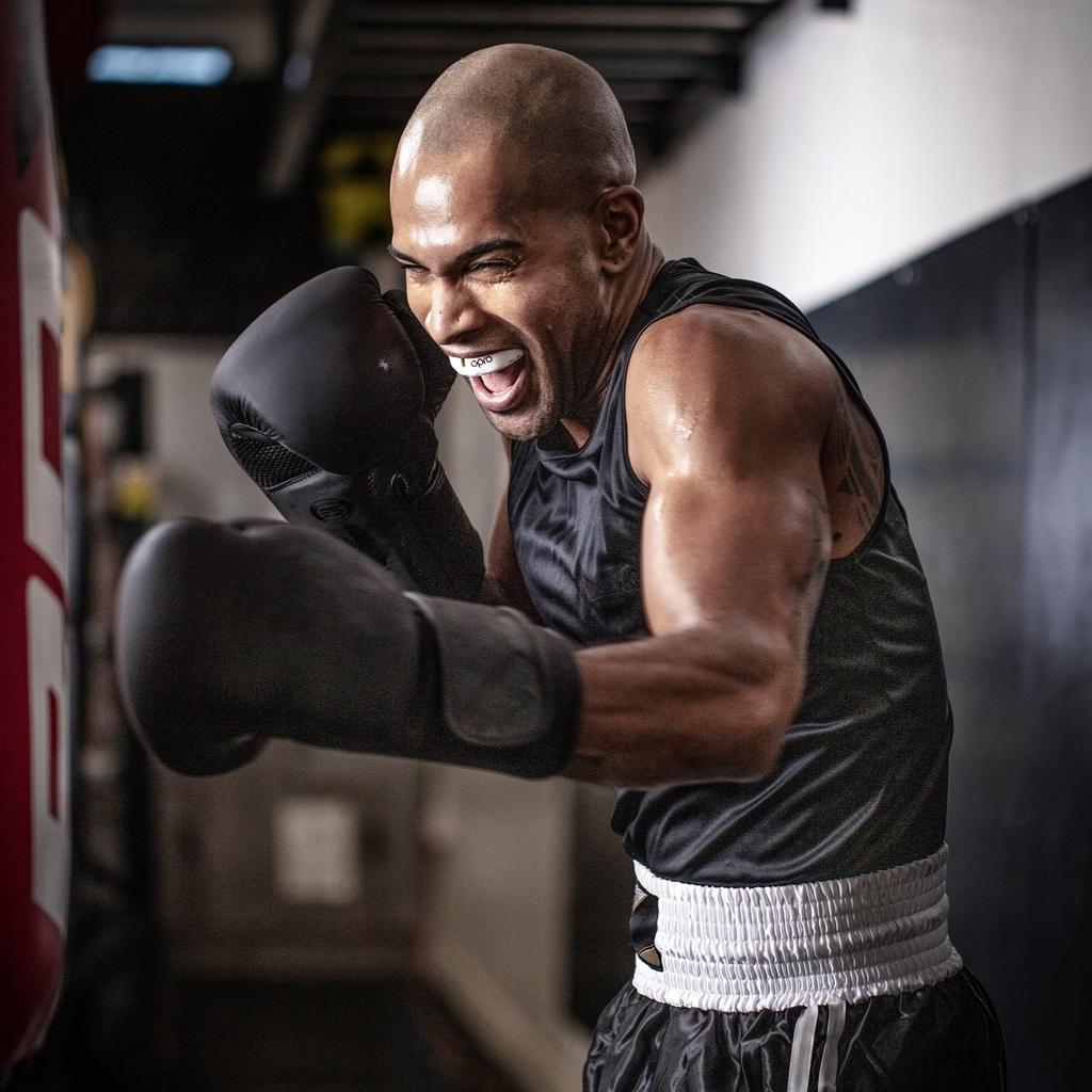 OPRO Mouthguard Mouthpiece Sports Mouthpiece Made In England "Self-Fit/Silver Level" [Official Store] (For Adults, UFC/White & Silver)