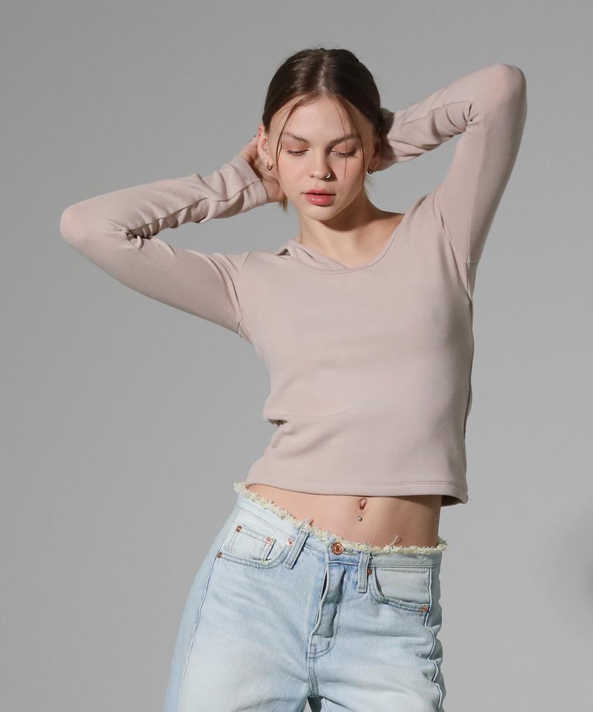 REEMNIK Slim Cut-Out Long Sleeve T-Shirt [Beige]