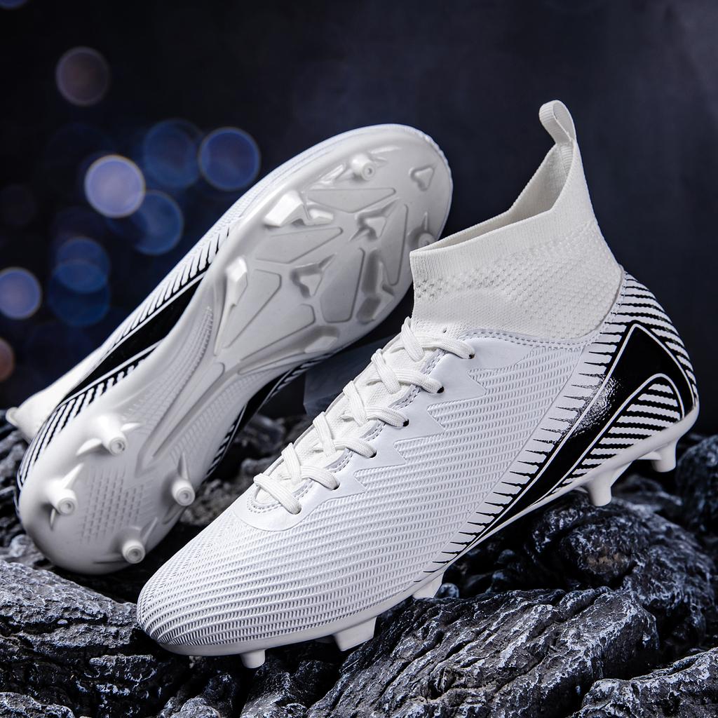 Lightweight men's breathable FG long nail suitable for anti slip sports shoes, wear-resistant and anti slip football shoes