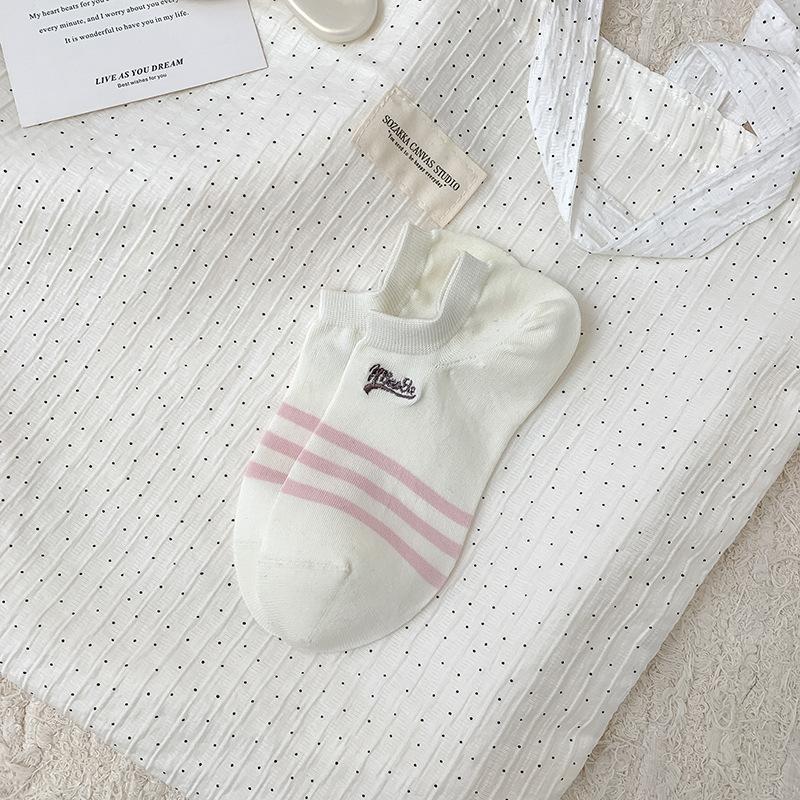 Women's Summer Thin New Stripe Mesh Breathable Shallow Mouth Invisible Socks