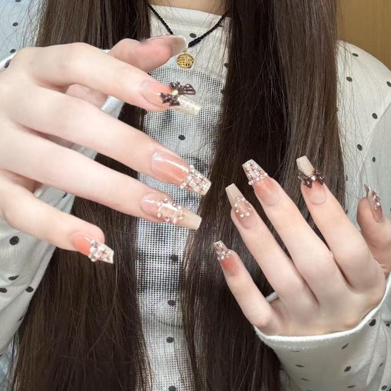 Hand-Painted Coco Style Autumn/Winter Nails: Elegant, Versatile, Removable Stickers for a Skin-Brightening Look