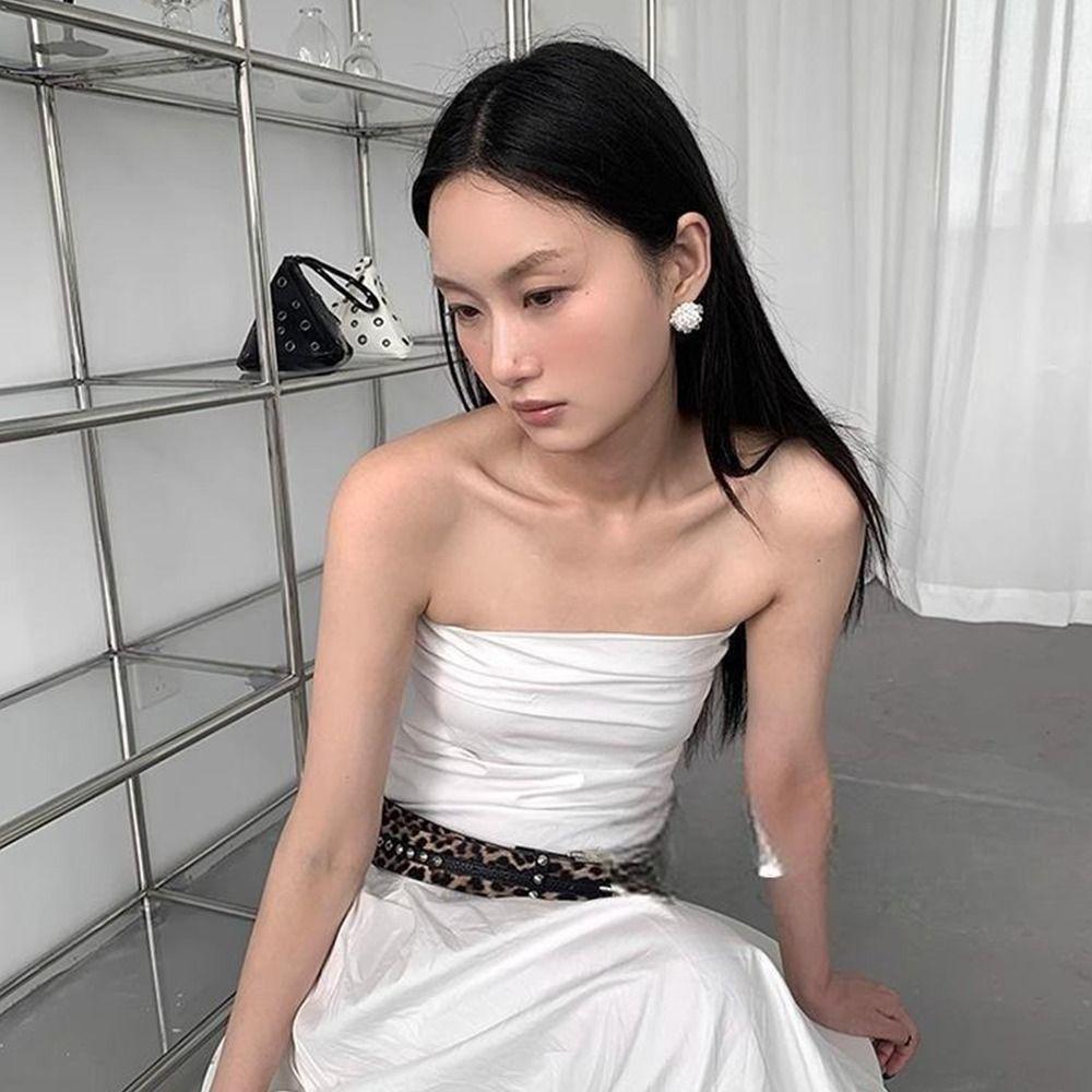 Vintage Leather Waist Belt Rivet Dress Jeans Belt Trendy Women's Belt  Spicy Girls