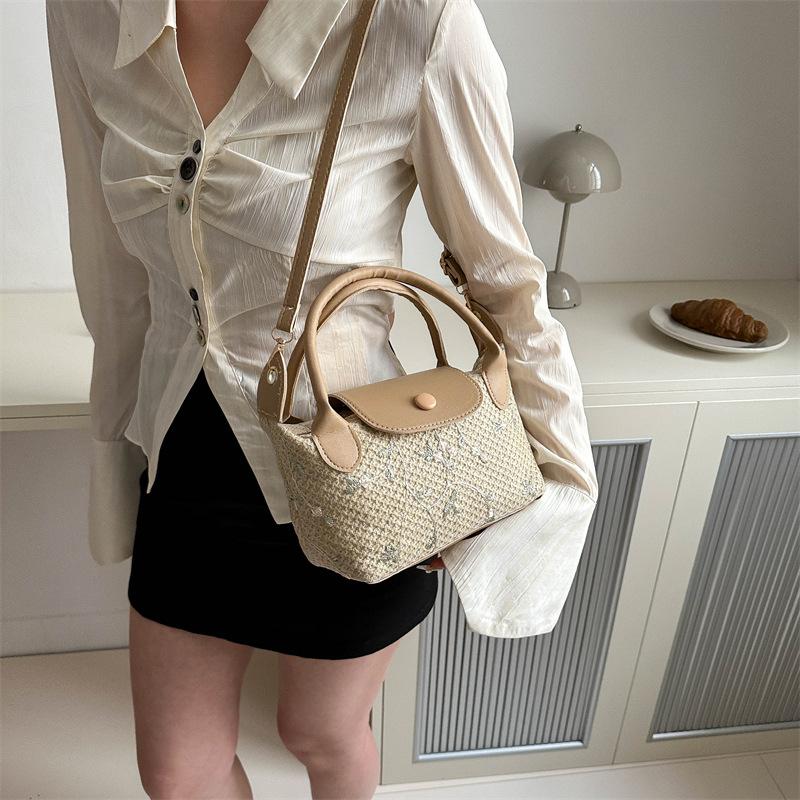 Women's New Beautiful Crossbody Beach Bag with Woven Straw Woven Bag with High Appearance and Outdoor Vacation Bag