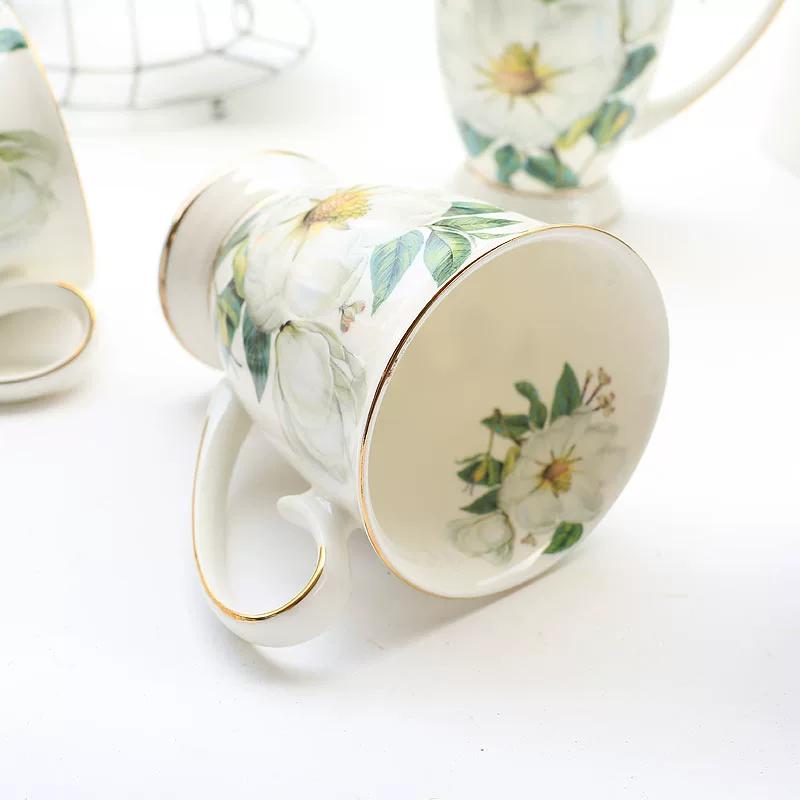 Fine Bone China Coffee Mugs Set of 4, Hand Drawn Gold Rimmed Floral Mugs, Porcelain Bone China Tea Cup with Lid, 300ml Elegant Office Home Tea Sets