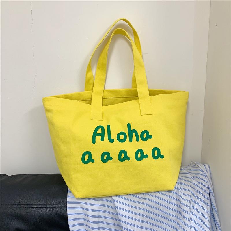 

Spring new foreign style personality large-capacity underarm bag 2025 trendy casual texture women s shoulder tote bag жовтий