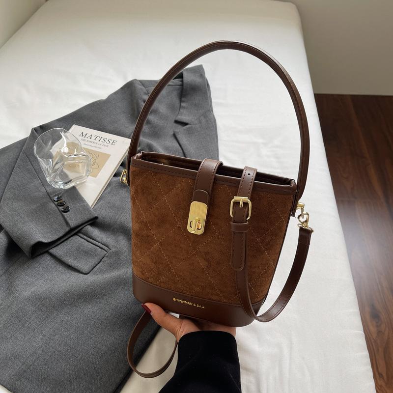 Bucket Bag Women's 2025 New Autumn Niche Fashionable Bag Women's Bag High Value Contrast Color Retro Foreign Style Messenger Bag