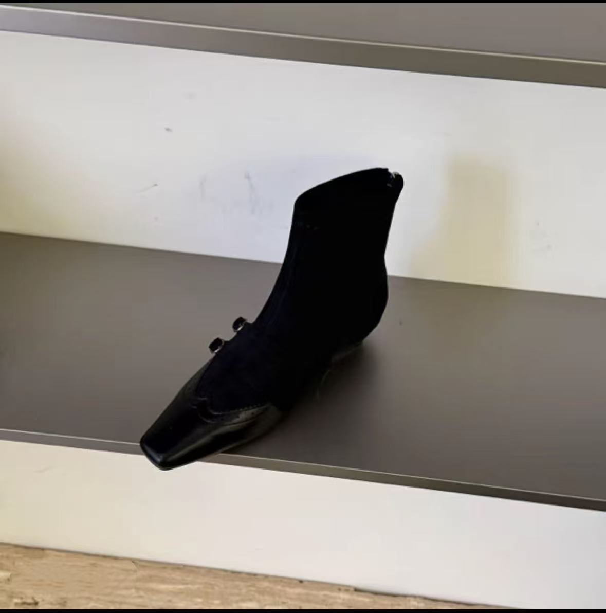 

Внутреннее увеличение роста, ретро замшевые ковбойские модные короткие ботинки, женские ботинки 2025 осень и зима, новые ботинки Мартин с квадратным носком 42 чёрный