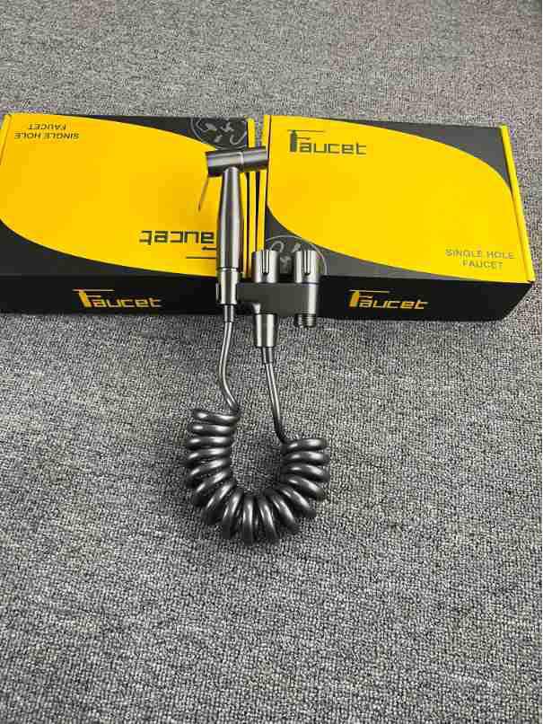 High-Pressure Stainless Steel Toilet Bidet Spray Set with Angle Valve