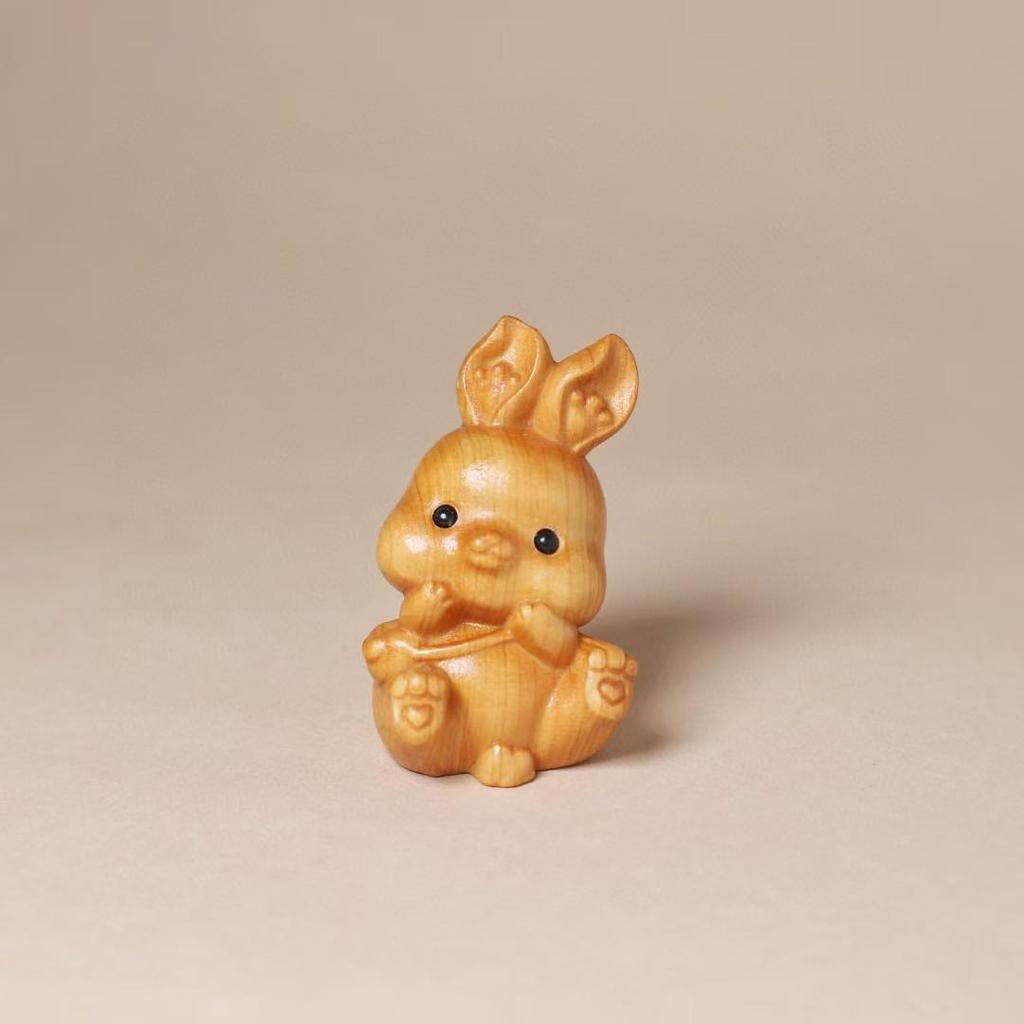 Taihang Cliff Cypress Rabbit Handheld Carving: Exquisite Cultural Ornament & Play Handicraft