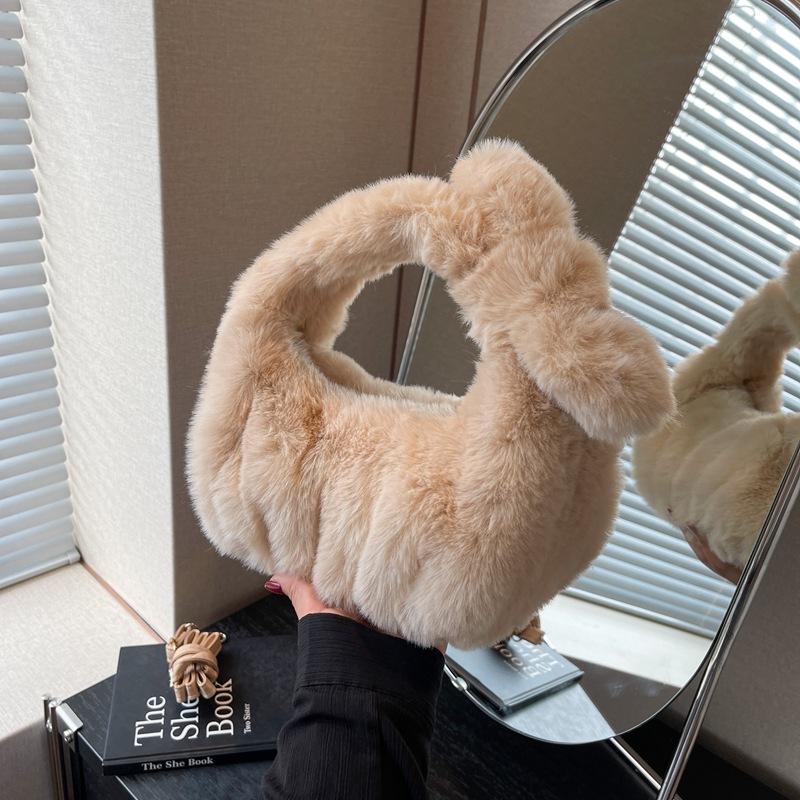 

Внешняя одинарная шерстяная сумка женская осенне-зимняя новая меховая сумка модная плиссированная сумка-облако универсальная плюшевая сумка-тоут