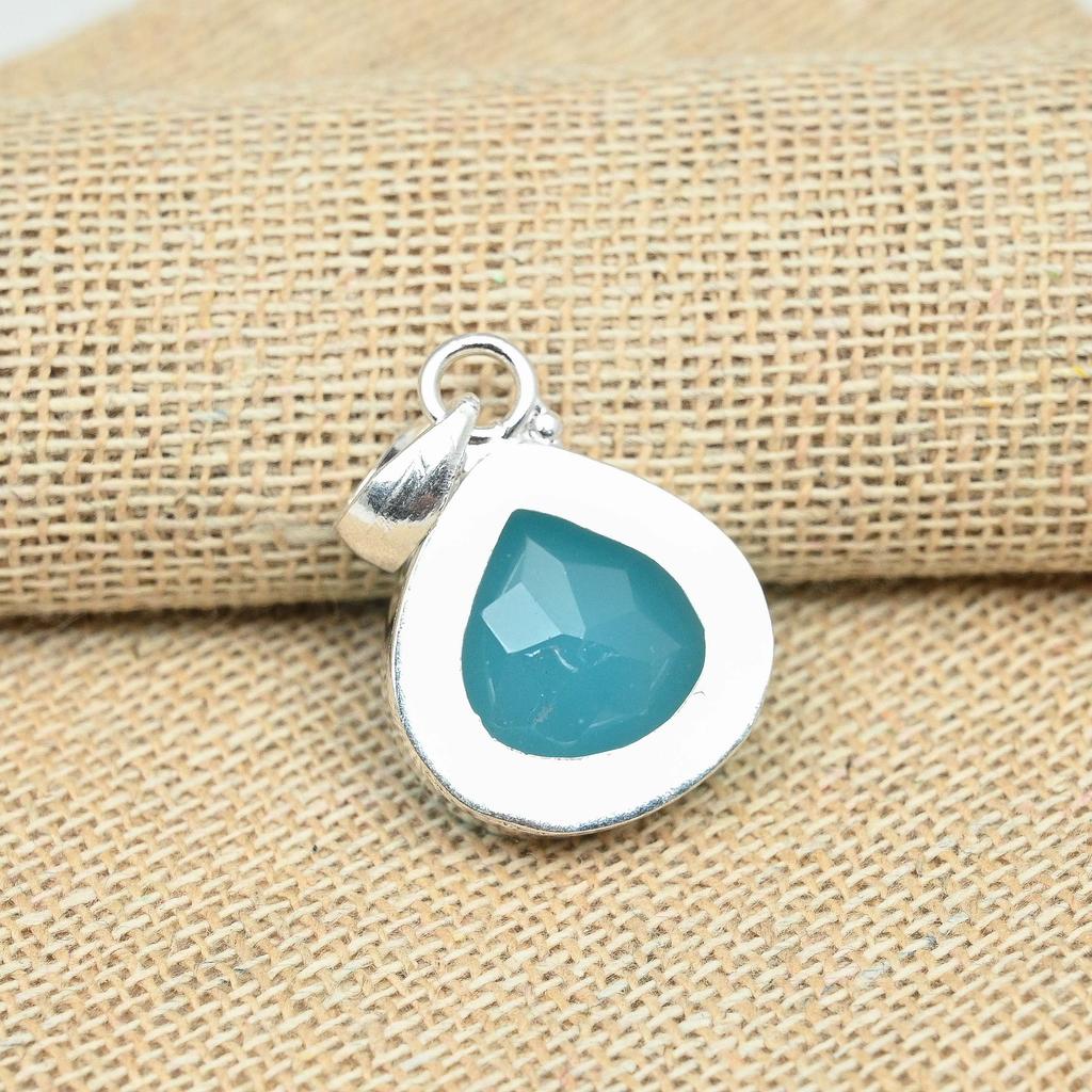Modrý chalcedónový drahokam 925 mincový striebro ručne vyrábané šperky s príveskom Krásny darček pre ňu
