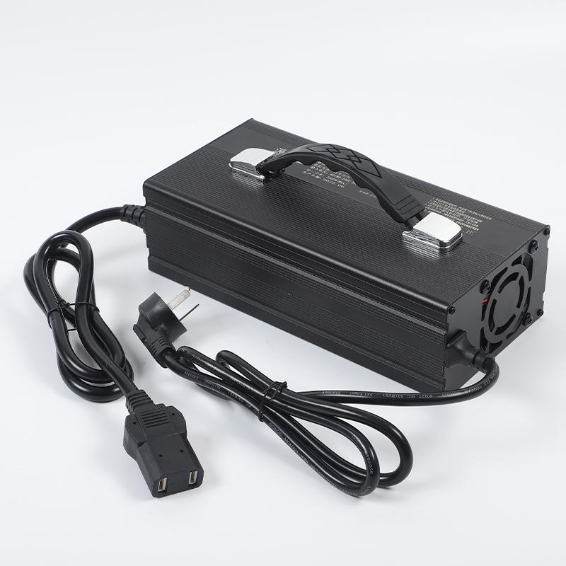 High Power 24V 10A Smart Electric Forklift Charger with Aluminum Shell
