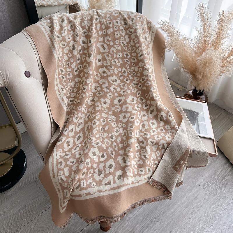 Light Luxury Warm Versatile Shawl Dual-Purpose Cape Korean Version Printed Leopard Print Texture Thickened Scarf Women