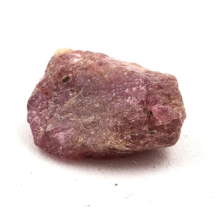 Pierres et Minéraux. Grenat Rhodolite. 9.04 ct. Zambie.