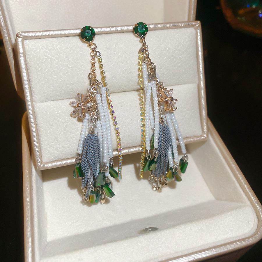 Emerald diamond leaf fringed earrings light luxury stud earrings women's European and American earrings