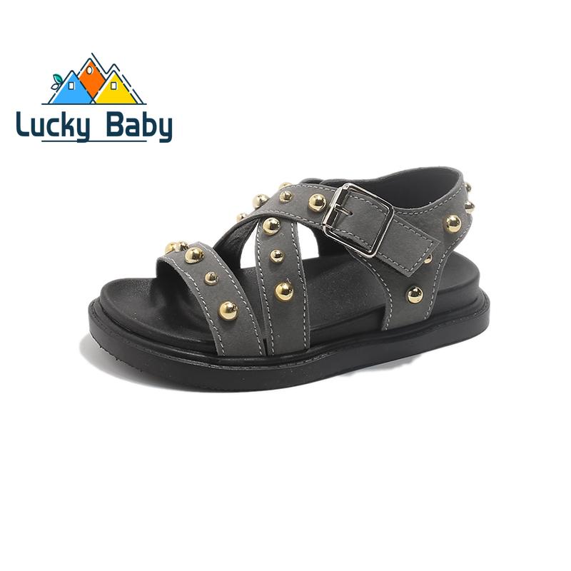 

Summer New Kids Sandals Girls Princess Rivet Sandals Soft Children Beach Shoes Fashion Roman Sandals Size 21-26 Versatile 24