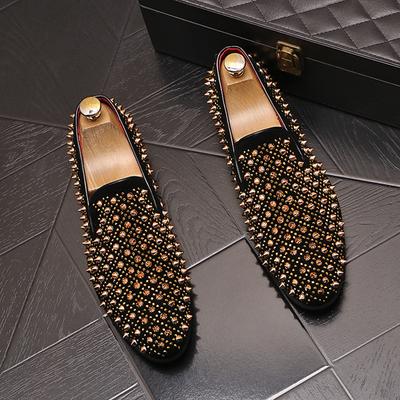 Fashion Mens Casual Singer Stage DJ Dress Rivets Shoes Slip-on Cow Suede Leather Shoe Black Gold Designer Summer Loafers Footwear