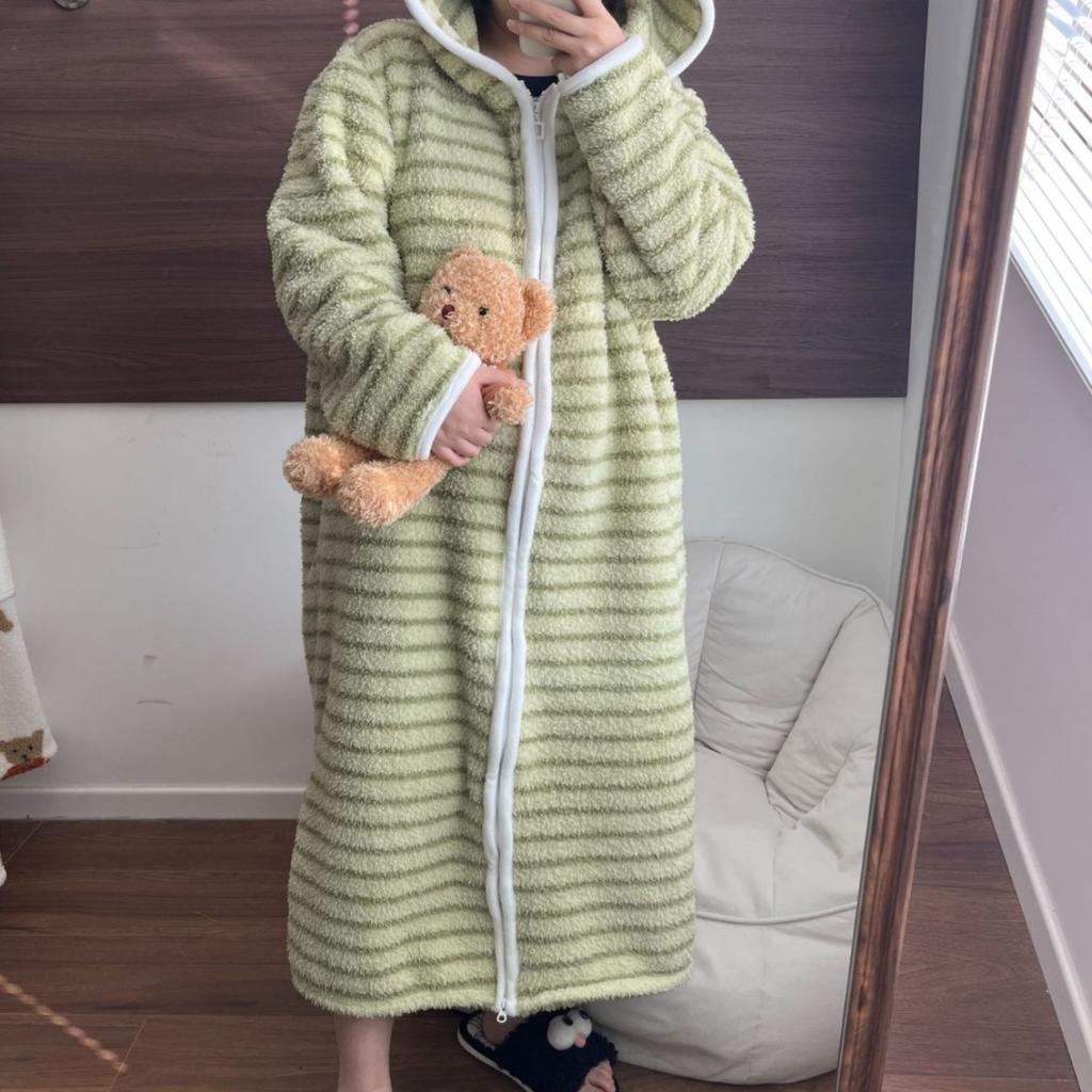 Women's Striped Fleece Hooded Robe, Thickened Warm Flannel Coral Velvet Loungewear Pajama Sets