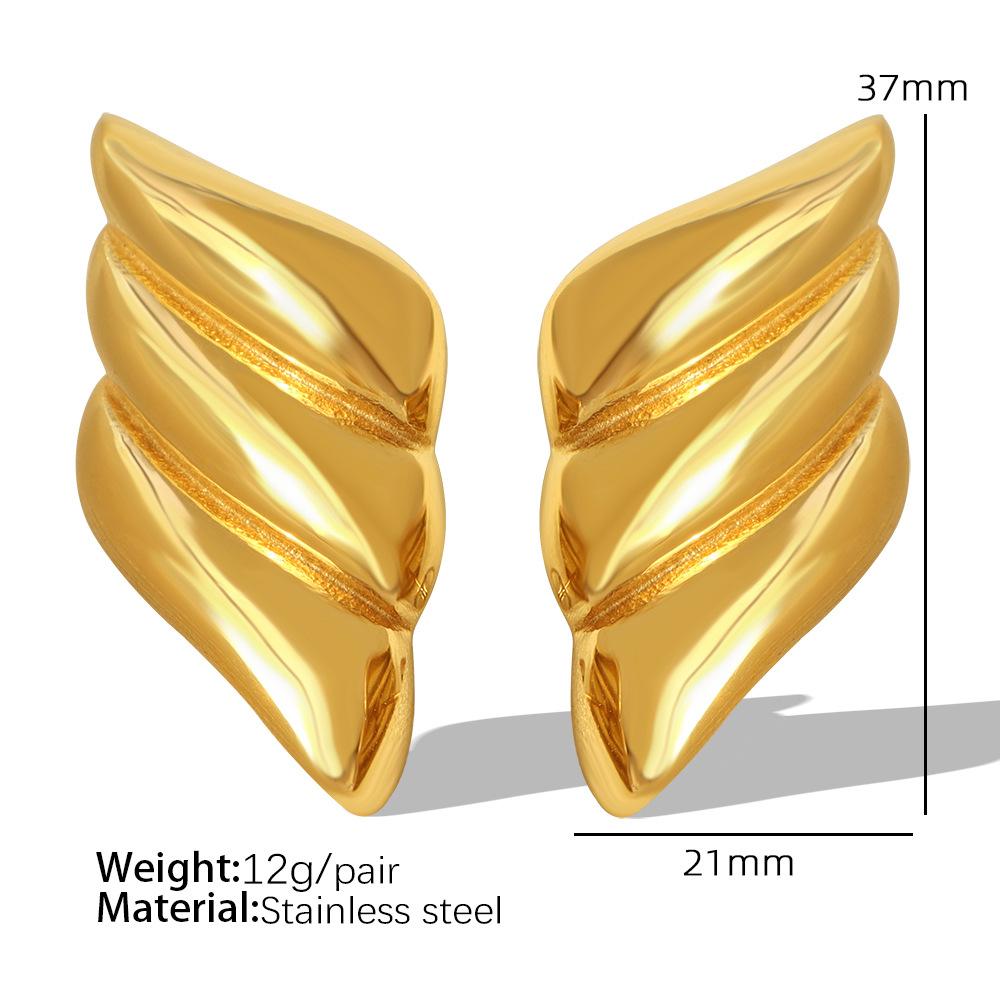 European and American design croissant hammer triangle earrings 18k design commuter earrings