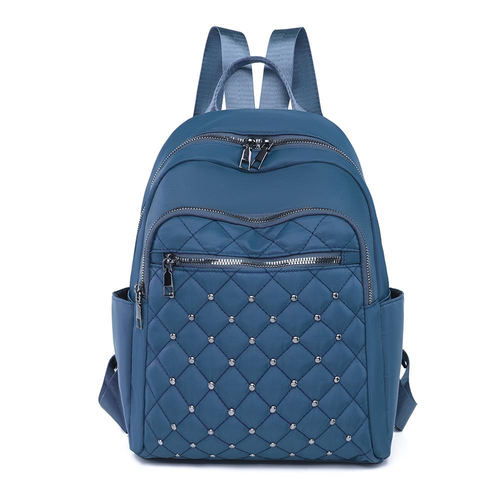 Women's Large Capacity Backpack Rhomboid Rivet Backpack