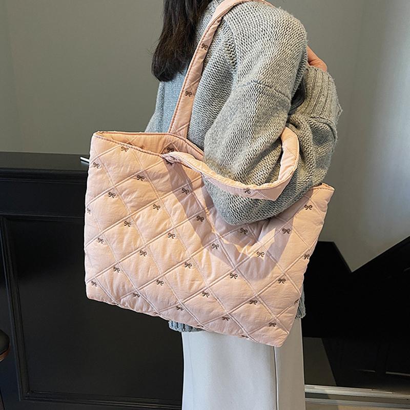 Large Capacity Shoulder Bag Cute Sweet Bow Prints Handbag Soft Puffer Tote Bag Women Commute Casual Simple Storage Bag