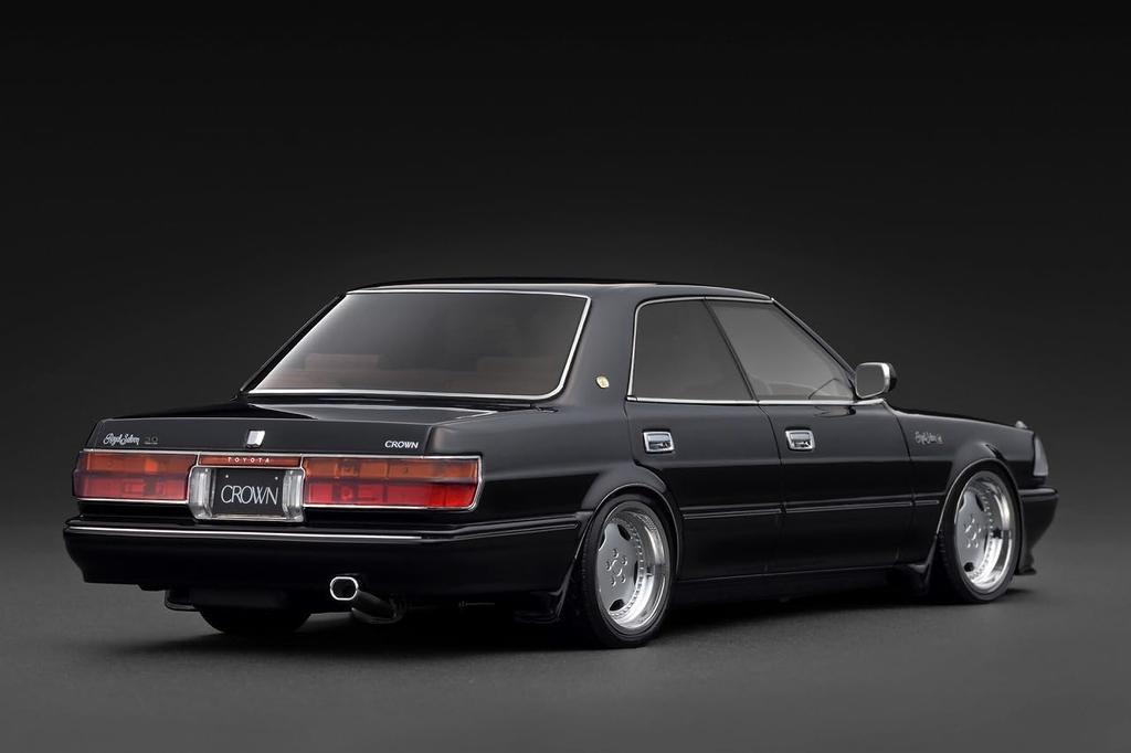 Ignition Model TOYOTA CROWN Royal Saloon G Black Finished Model IG3737 TK.Company 1/18 (130)