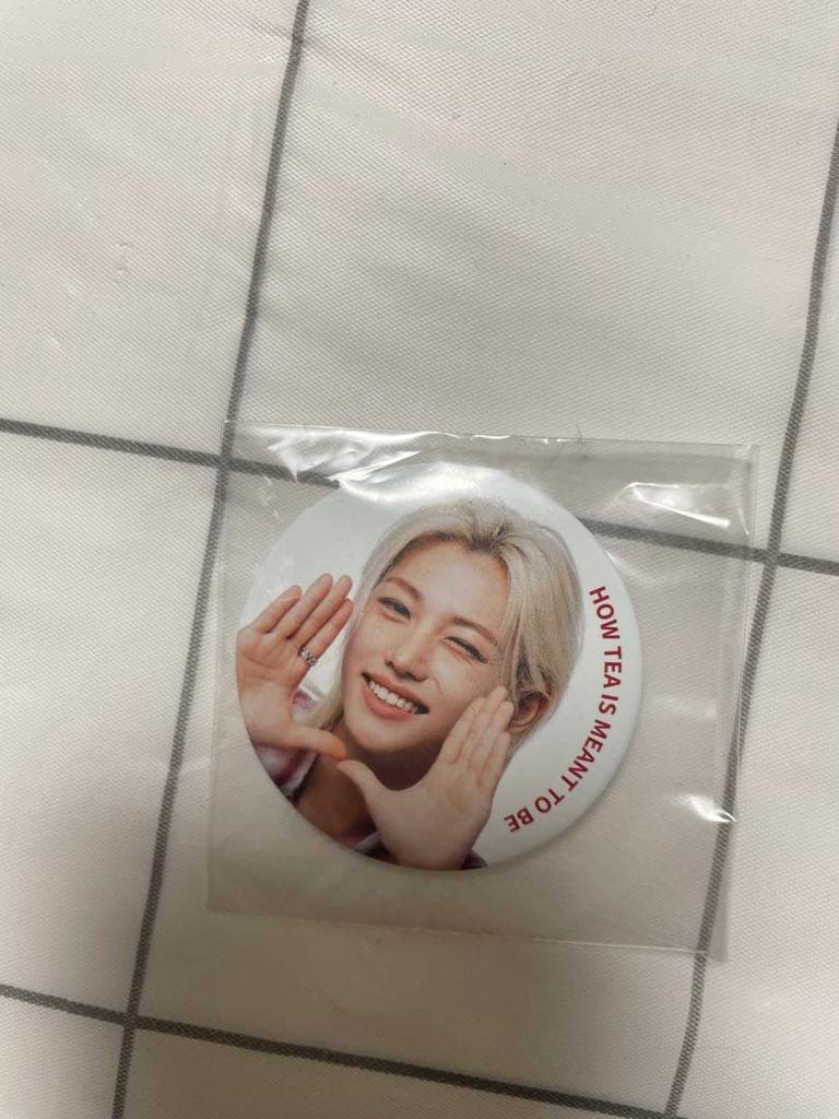 [USED] Felix Gong Cha Badge Korea