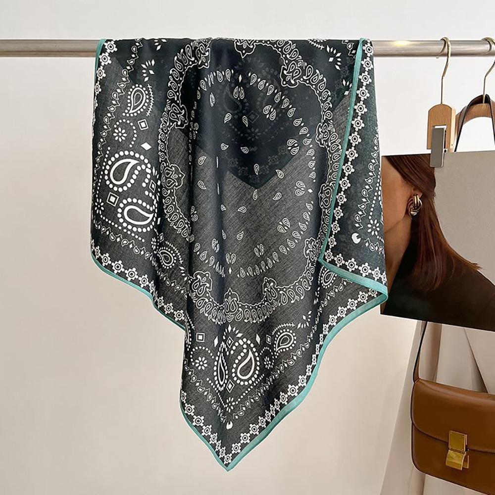1Pcs Chiffon Cotton Linen Square Scarf Breathable 70x70cm Hair Neckerchief Vintage Printing Thin Handkerchief Hairscarf