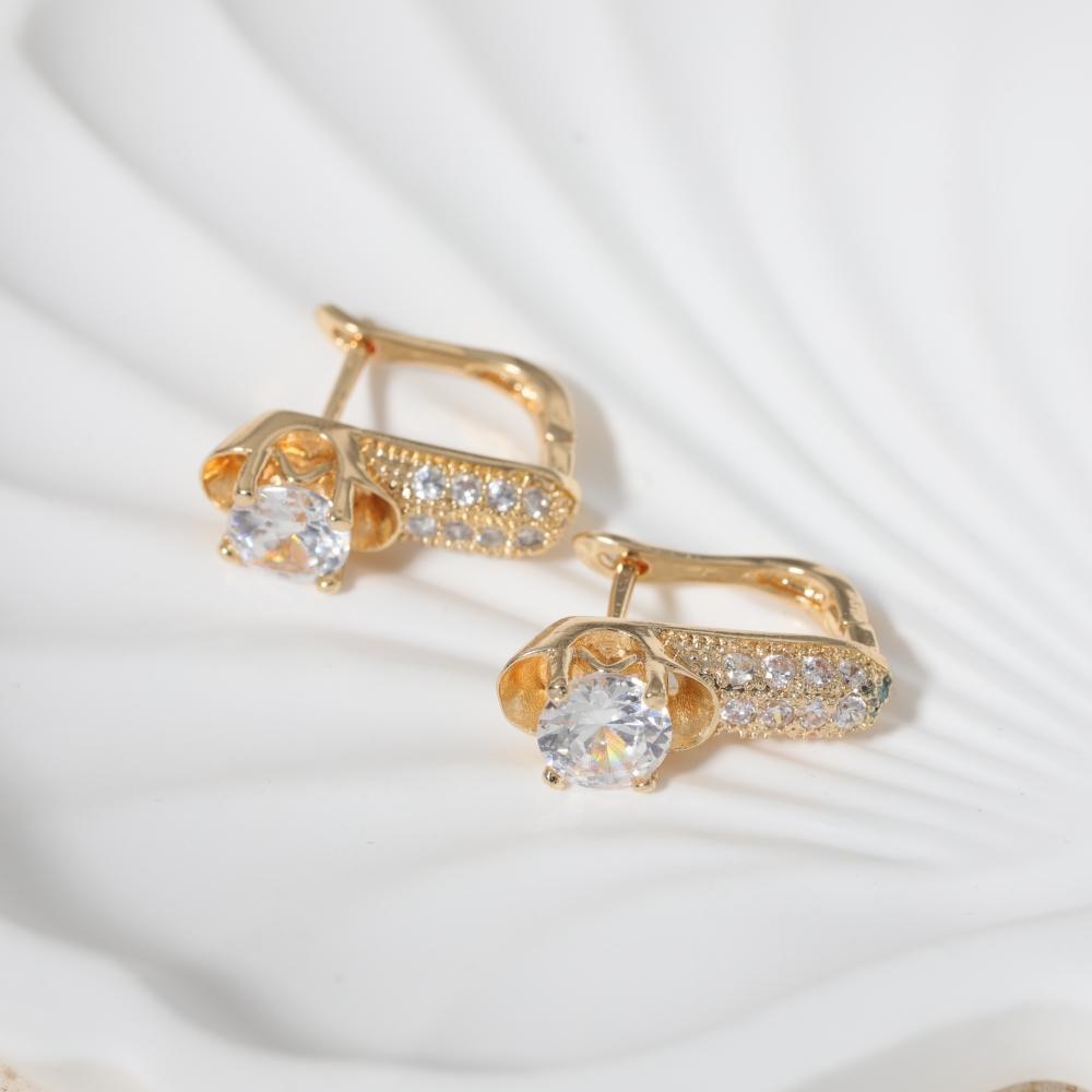 Golden Plated Hollow Zirconia Huggie Hoop Earrings for Women Jewelry Wedding Party Accessories