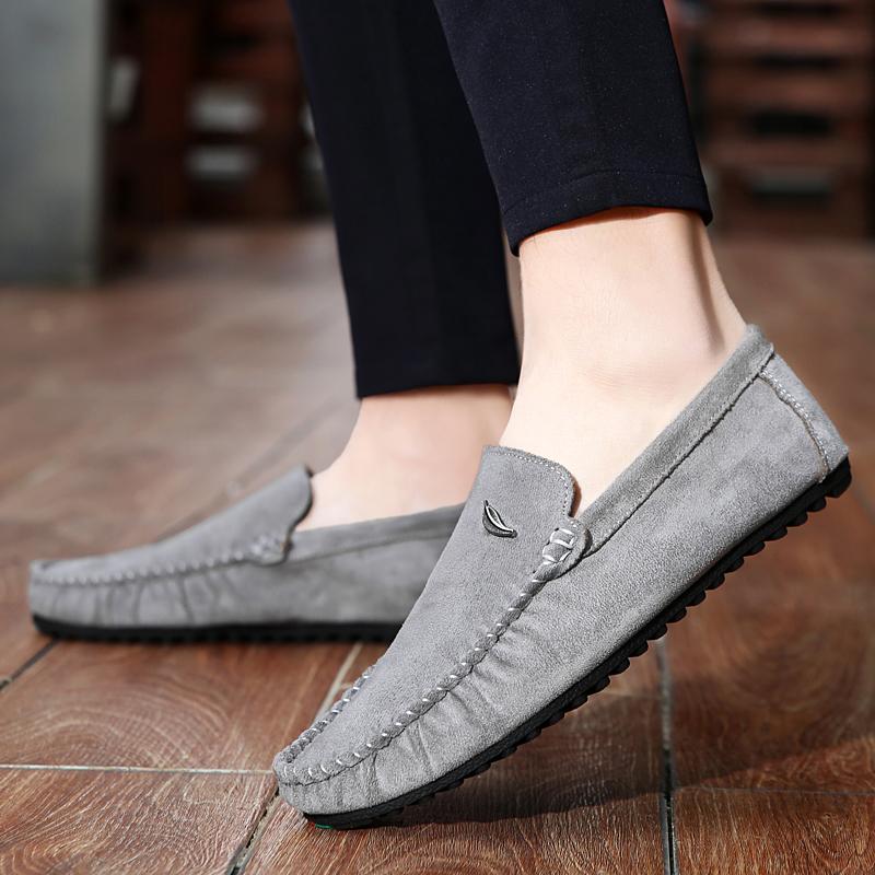 Fashion Lightweight Breathable Dress Shoes Casual Leather Men's Loafers Mens Walking Shoes Soft Sole Slip-on Business Shoes Moccasins
