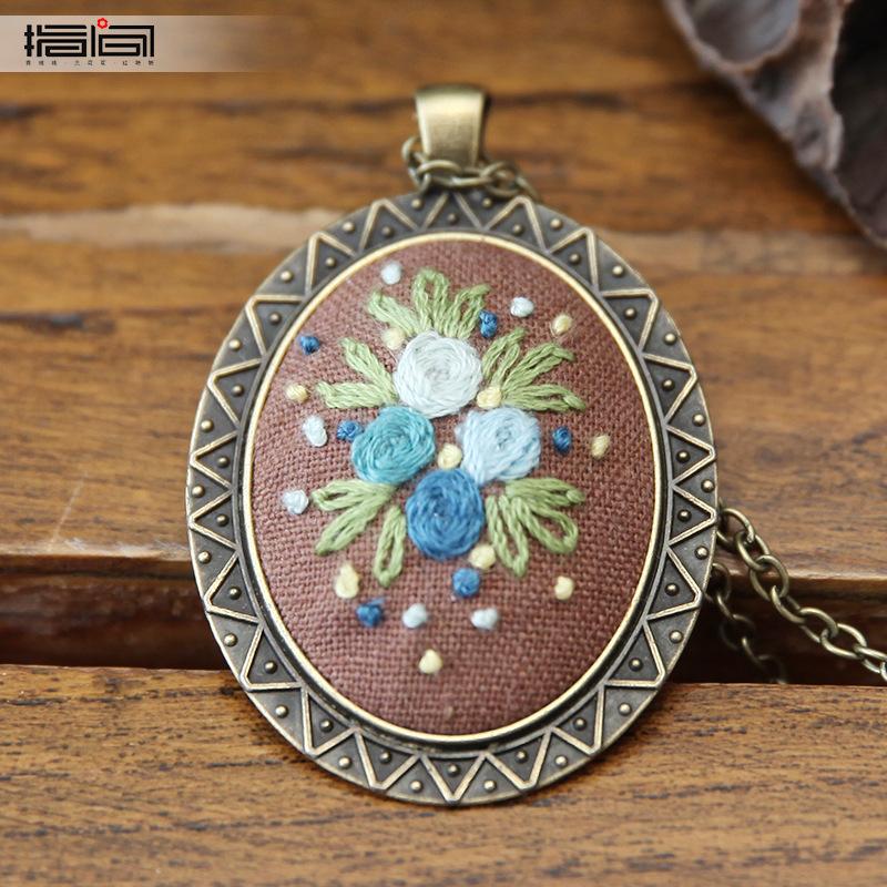 Hand Embroidered DIY Necklace Material Pack Fabric Flower Lu Embroidery Vintage Sweater Chain Fabric Embroidery