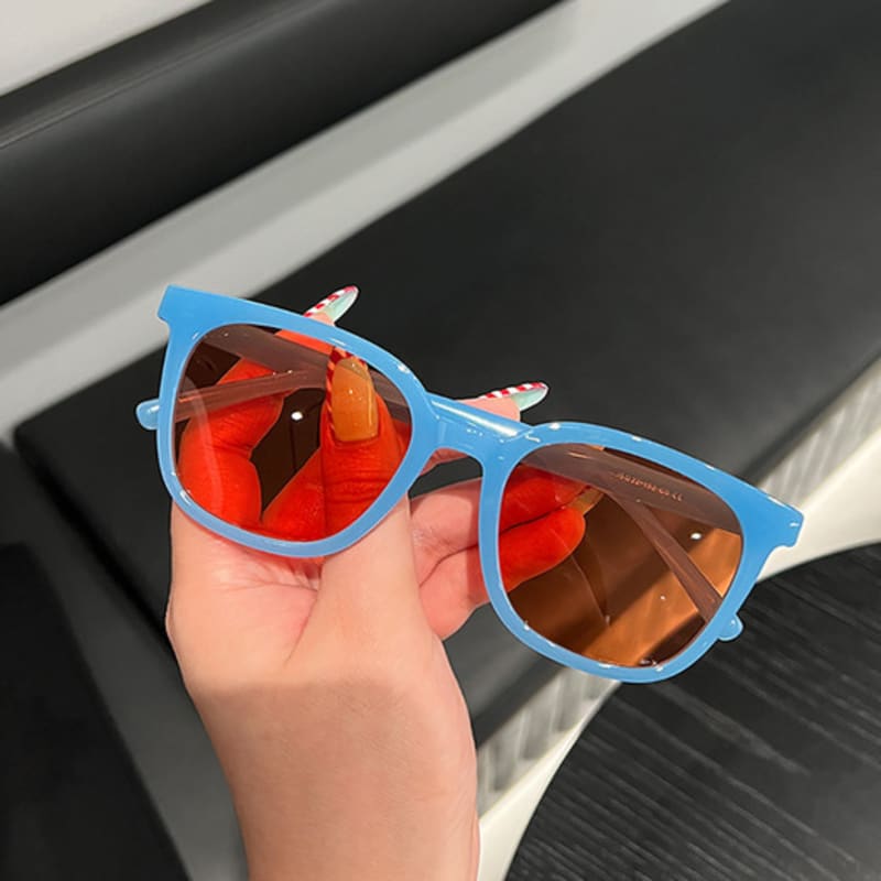

LOOKING4U NeoRetro 3928 Tinted Sunglasses C2 Blue Orange BLUE ORANGE